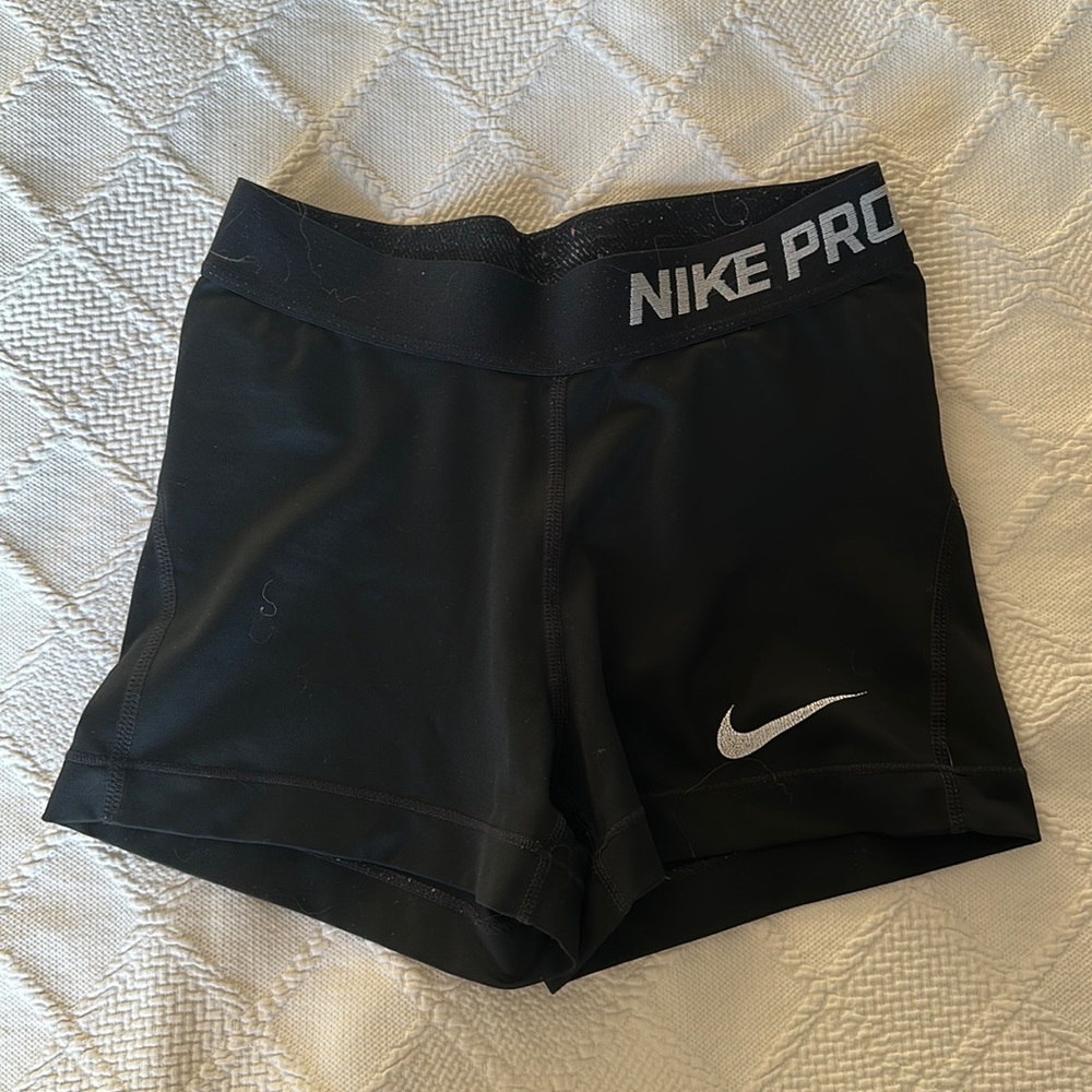 Nike Pro - Women’s XS